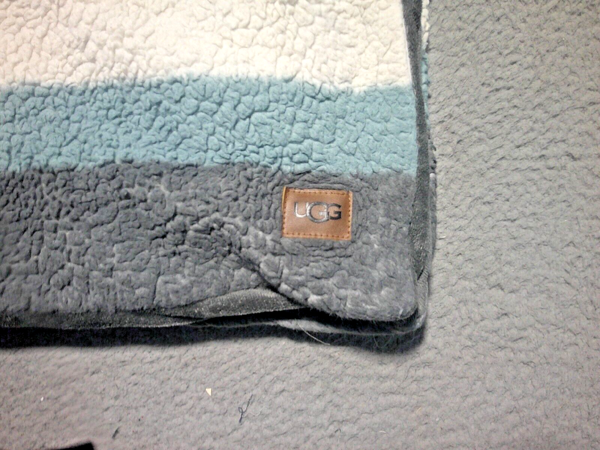 UGG Faux Fur Reversible Throw Blanket Striped Warm Aztec Coomfy Sanitized