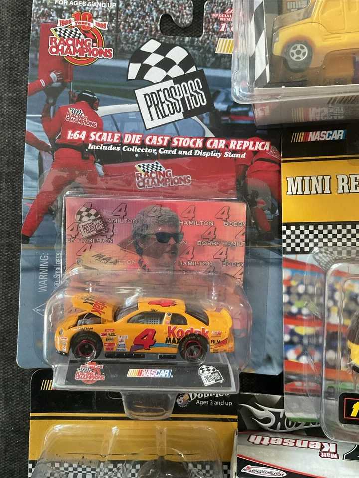 NASCAR Hot Wheels Collection 6 Matt Kenseth y 2 Hamilton Foto 4 de 4