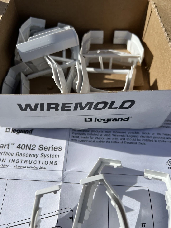 Legrand WIREMOLD 40N2F05WH NM Base Seam Clip 40N White CableSmart - Box of 10 - Image 4 of 4