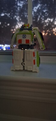 Transformers Rescue Bots Medix The Doc Bot Ambulance 4.5'' Hasbro Figure Doctor