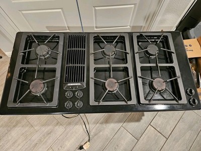 BRUNT The unit. Area2 フードジャー ブラック RUDSAK SIENA Women's Black Faux Fur Coat | Adaptable Warmth