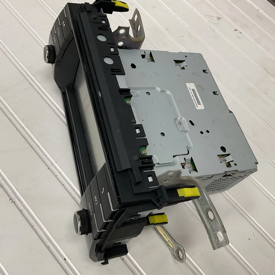 Toyota Camry 2015-2017 Dash Media Radio Display  - Image 3 of 4