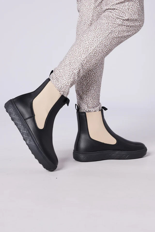 Bota de invierno Swing Out Sister Golf Carla talla 7,0