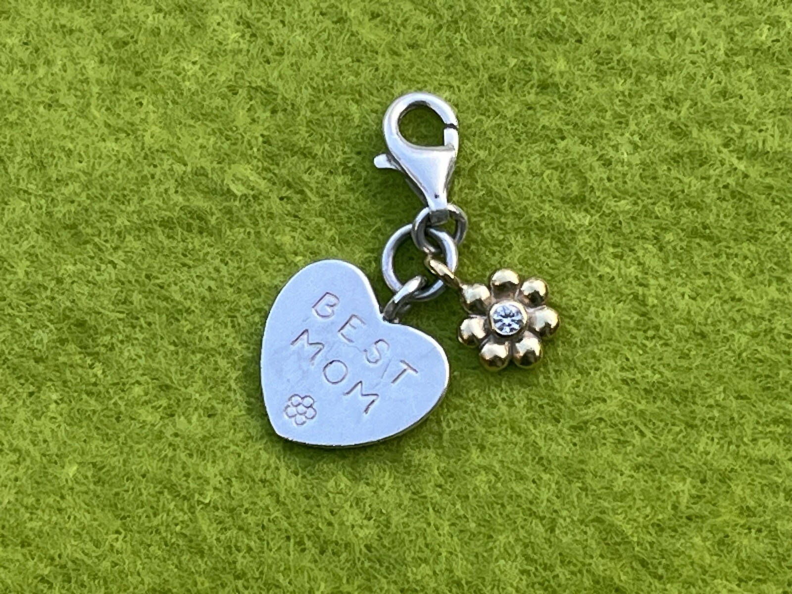 Thomas Sabo Silver Heart & Flower ‘Best Mom’ Charm. eBay