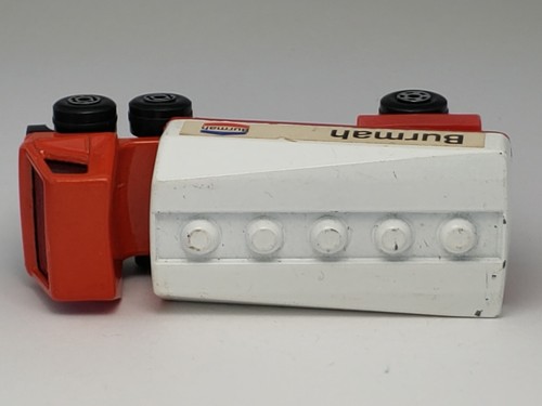 Vintage Matchbox 1973 #63 Red Freeway Gas Tanker - Burmah w/Purple Windows - Picture 6 of 6