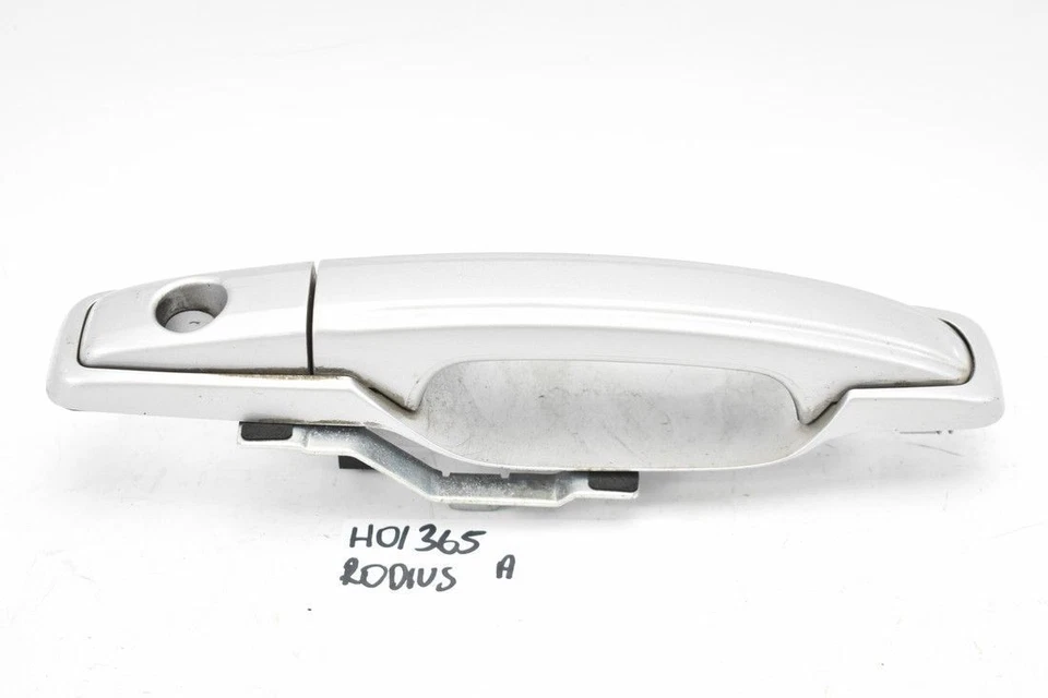 Poignée de Porte Avant Droite SSANGYONG RODIUS II  - Photo 2/3
