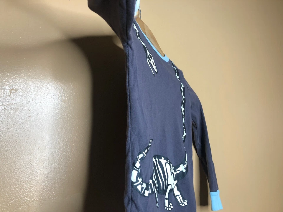 Kirkland Signature Boy's Size 5 Pajamas 2pc Grey Blue Long Pants Short Sleeve - Image 4 of 4