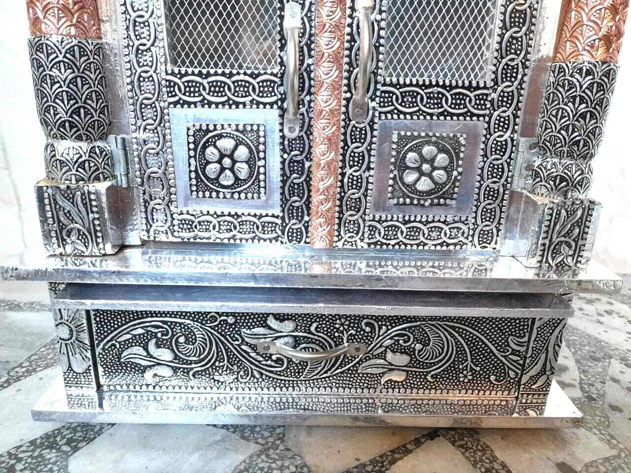 Picture 6 of 9