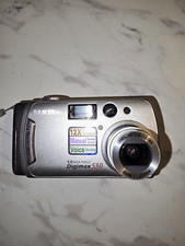Samsung Digimax 530 5.0 Mega Pixels Digital Camera - Silver - Parts or Repair