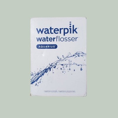 Waterpik Aquarius Water Flosser White Countertop Oral Irrigator WP-660C 7 Tips
