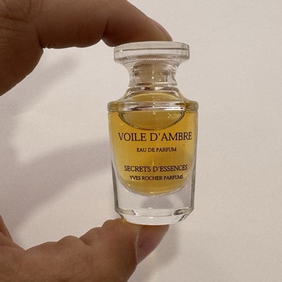 Mini Yves Rocher VOILE D'AMBRE eau de parfum (edp) Splash Travel Size 5ml/0.16oz