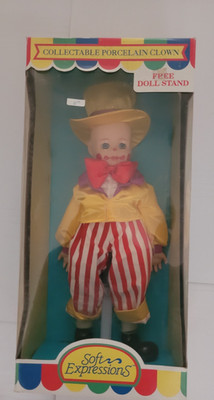 DanDee Soft Expressions Genuine Porcelain Clown in Original Box with Stand