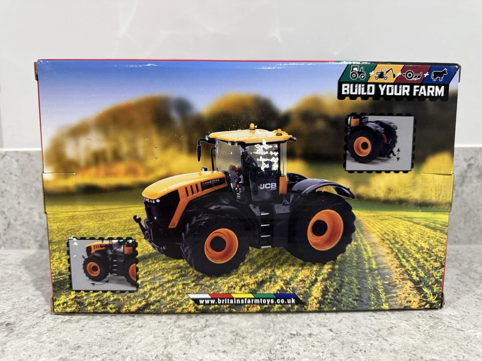 Britains - JCB 8330 Fastrac - Spalding Show Model 2023 - 1:32 - 43206 - New/Mint - Image 4 of 4