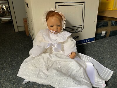 Sigikid Künstlerpuppe Vinyl Puppe 55 cm. Top Zustand