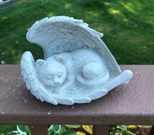 Cat Sleeping in Angel Wings Pet Memorial Statue, Concrete Cat Figure, Garden