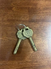 Brass Winner International The Club Anti-Theft Steering Wheel Lock Key Set