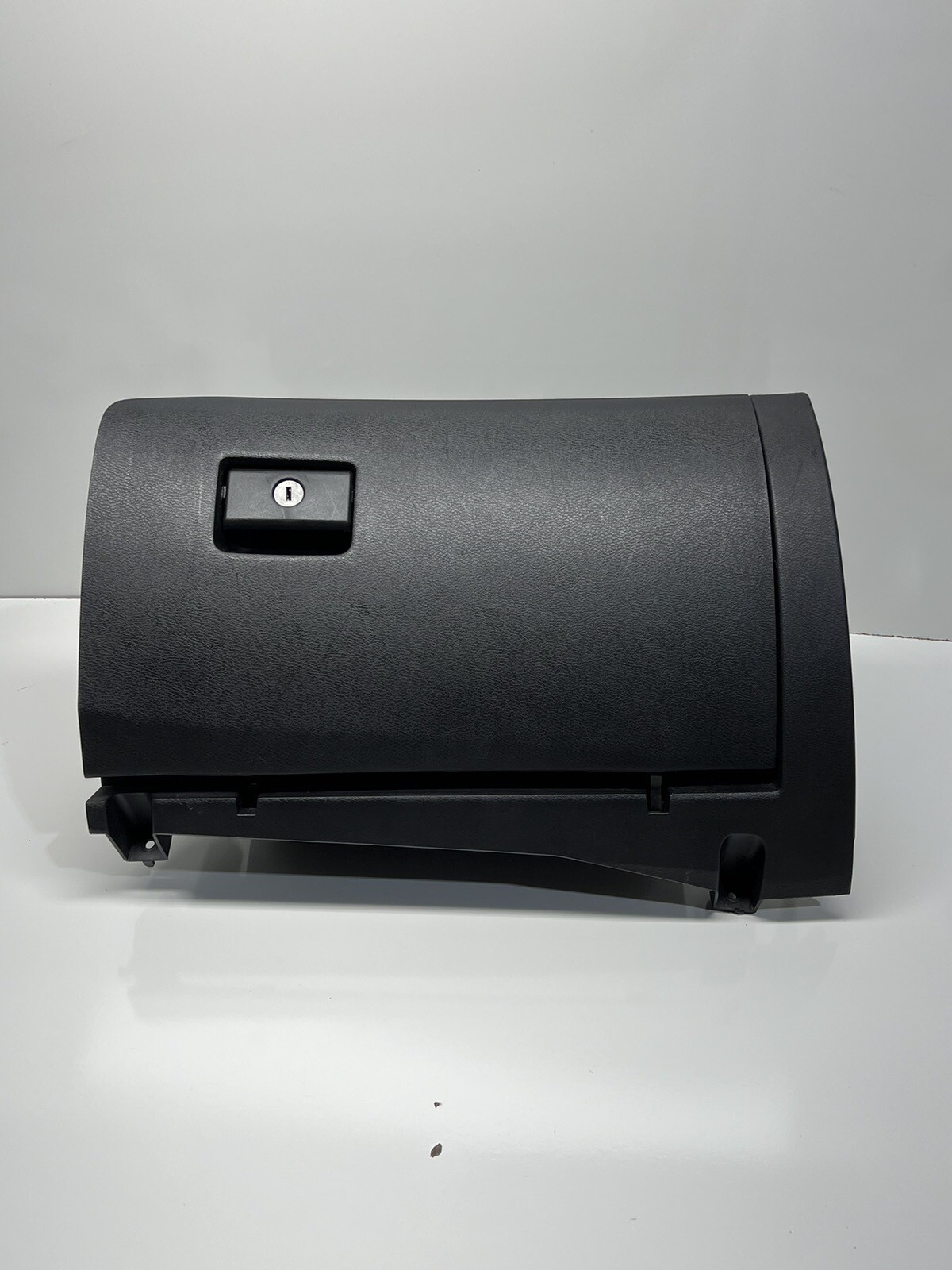 201920202021 NISSAN ALTIMA GLOVE BOX COMPARTMENT OEM GOOD CONDITION