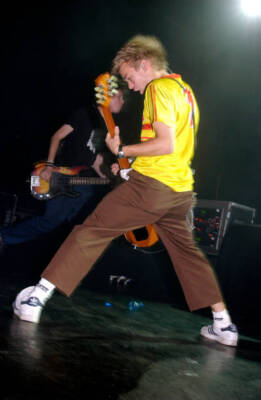 SUM 41, Sum 41 - Vocals and guitar - Live at the Astoria - 28th Se- Old Photo 2