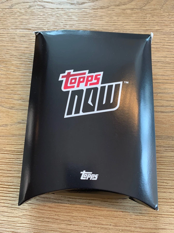 Paquete de 20 cartas 26 Curry James Durant de los Juegos Olímpicos Topps Now® 2024 Foto 2 de 3