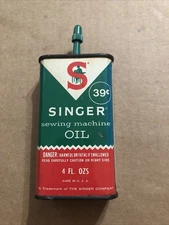 Vintage Singer Sewing Machine Tin 4 oz Oil Can Plastic Top Handy Oiler .39 Cents