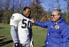 Chicago Bears Mike Singletary and defensive coordinator Buddy Ryan- Old Photo