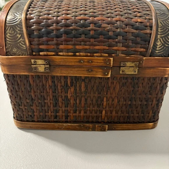 Vintage Woven Tin Treasure Chest Box Decorative Trinket Storage Holder Rustic - Image 2 of 4