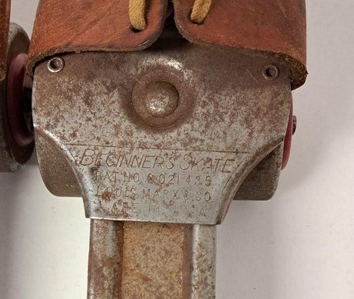 Vintage Louis Marx "Beginner's Skate" Adjustable Roller Skates Patented 1935 - Picture 7 of 7