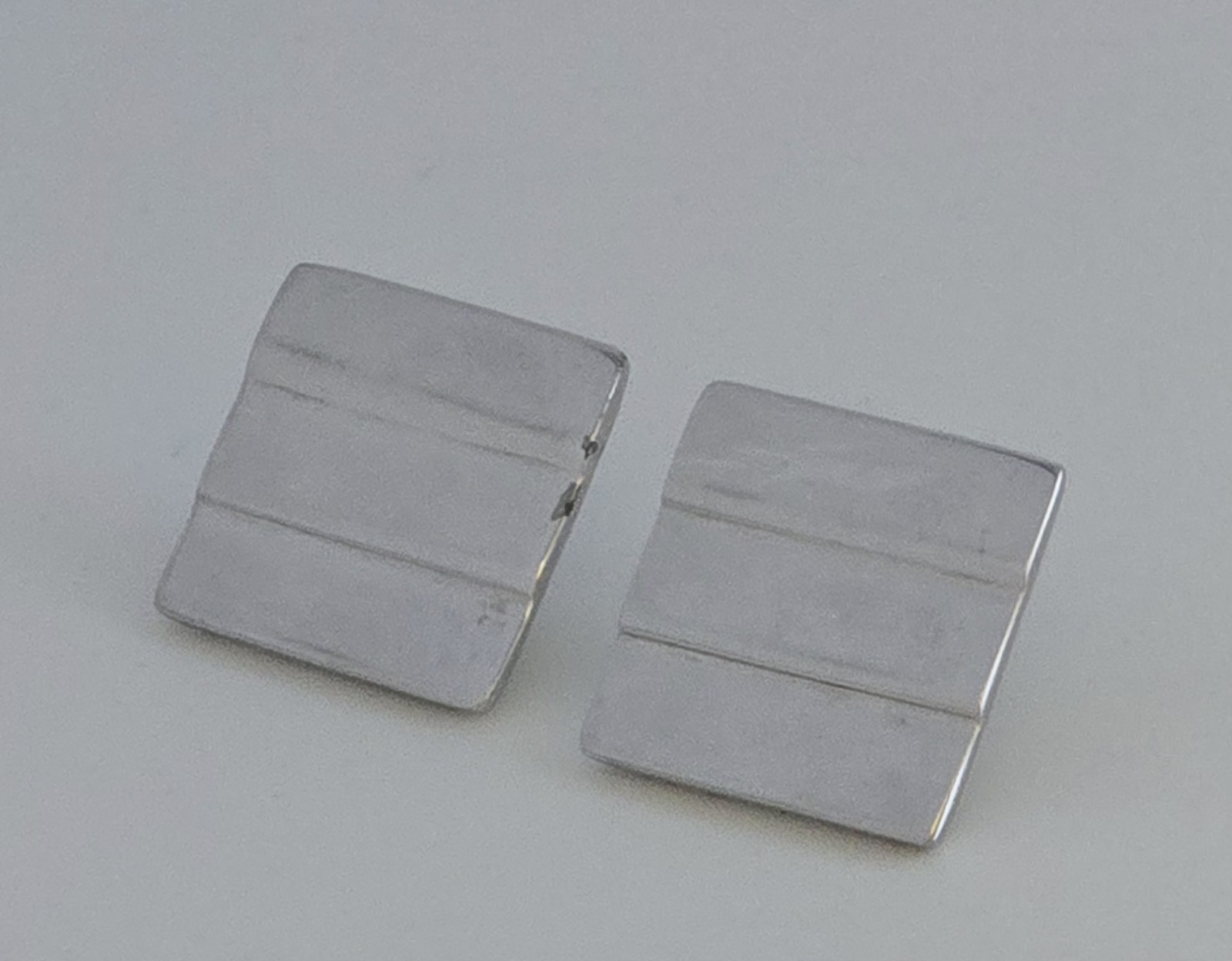 NAPIER THREE TIERED RECTANGULAR DESIGN POLISHED S… - image 8