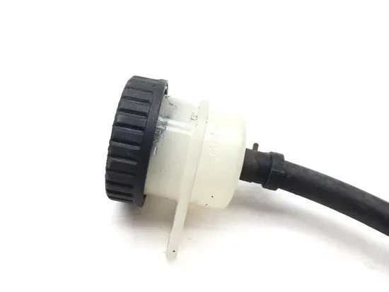 Cilindro maestro de freno trasero Victory V92TC Deluxe 3325 2002 Foto 3 de 4