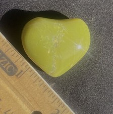 serpentine-noble-canary-color-heart-shape-14-grams-washington-state
