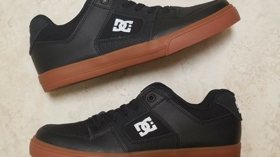 skateboarding tennis shoes