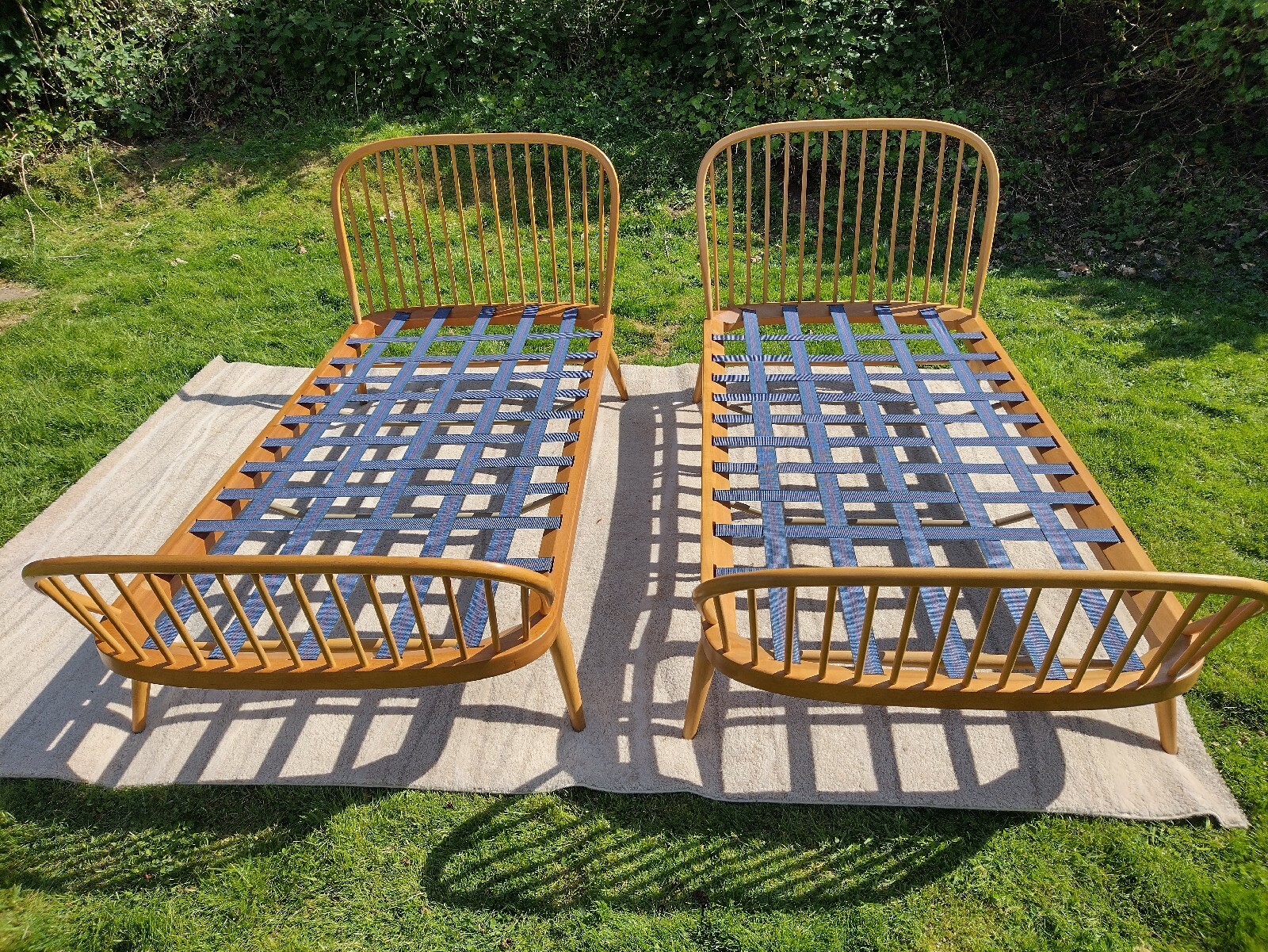 2 x Ercol Windsor Range Single Beds MidCentury Vintage Free