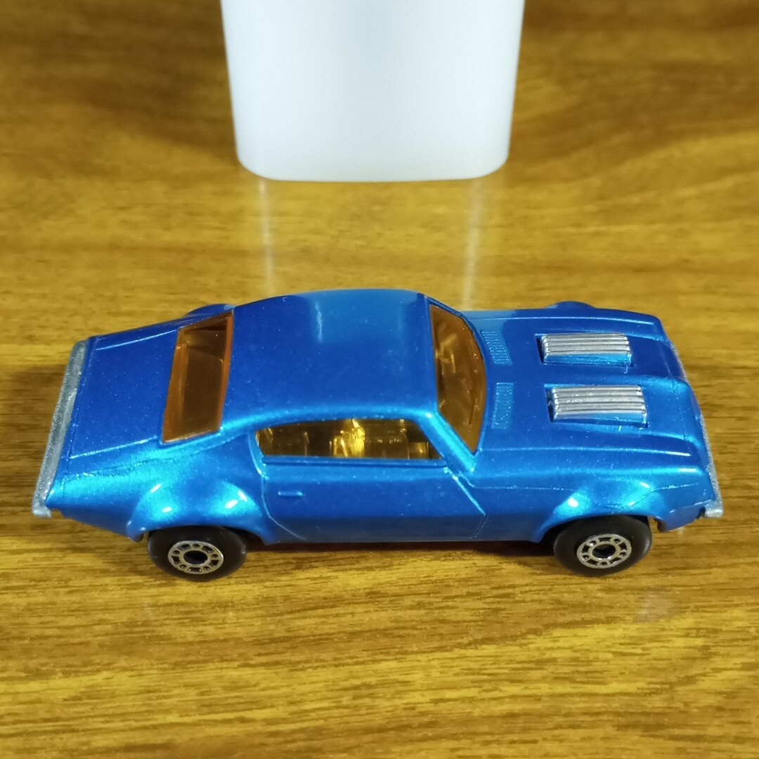Matchbox Lesney SuperFast Vintage Pontiac Firebird Dark Blue MB4