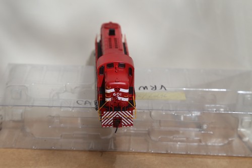 HO Athearn RTR ALCO RS-3, Union Vermont Railway DECO - Picture 3 of 5