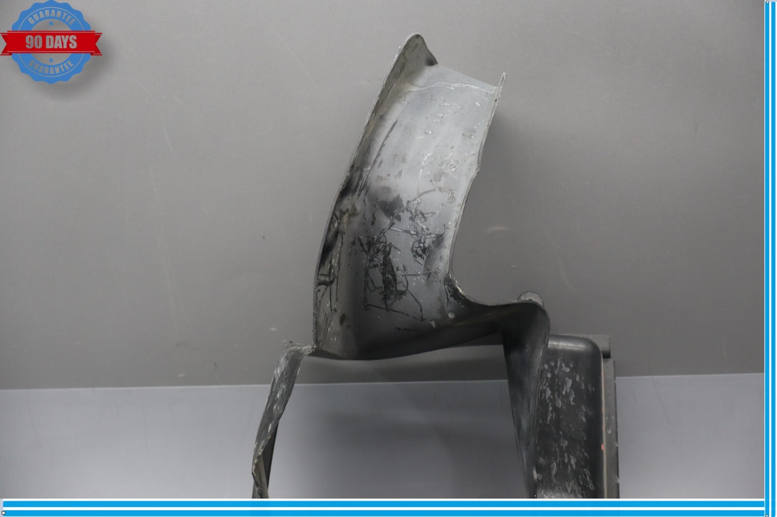 14-18 Maserati Ghibli M157 Front Left Side Intercooler Duct Shroud 670004140 Oem