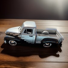 Jada Toys 1:24 Diecast 1953 Chevrolet 3100 Pickup Truck Silver Black Doors