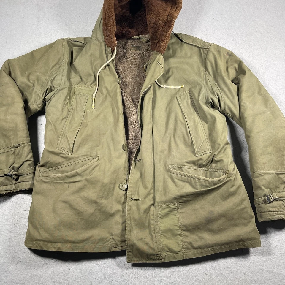 Vintage US Army Air Forces B-11 Jacket Mens Large Sheepskin Lined Parka 40s WW2 - Image 2 of 4