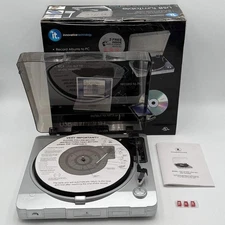 Innovative Technology USB Turntable ITUT-201SVR