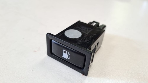 Toyota Avensis T250 2006 Schalter Tankdeckel Tankklappe Tankentriegelung VLU4472