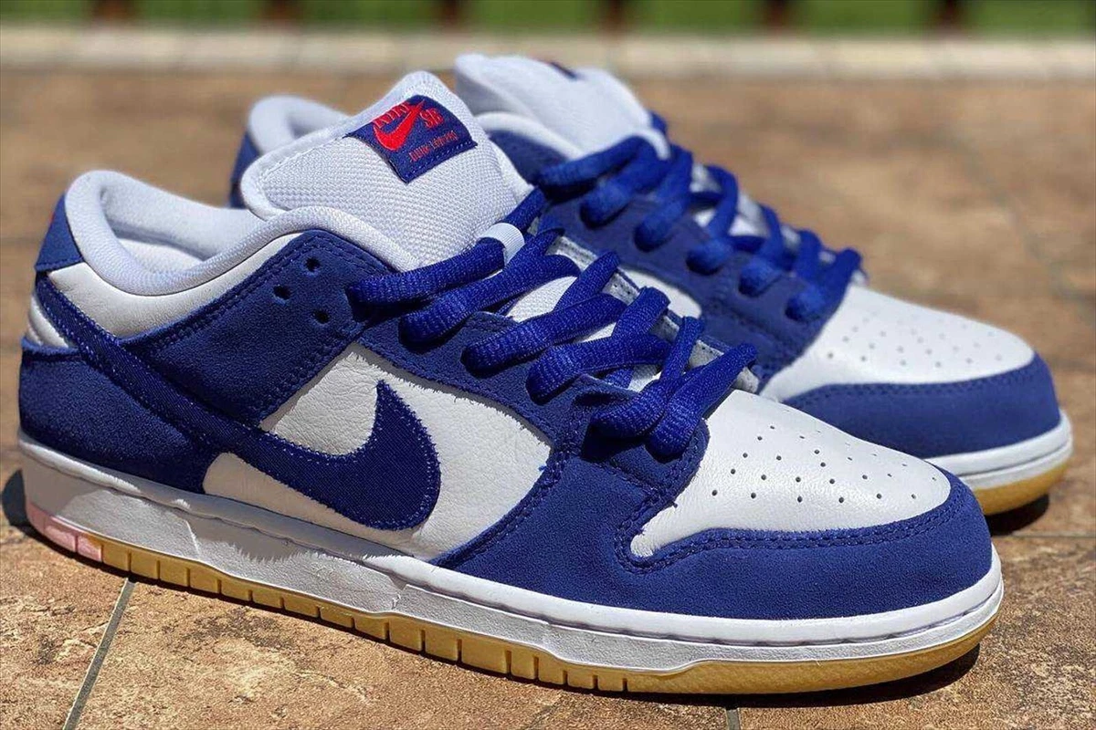 NIKE SB DUNK LOW PREMIUM LOS ANGELES DODGERS DEEP ROYAL BLUE DO9395 400 US 9.5