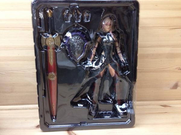 FINAL FANTASY XIII LIGHTNING ULTIMATE BOX Figure Artbook JAPAN 