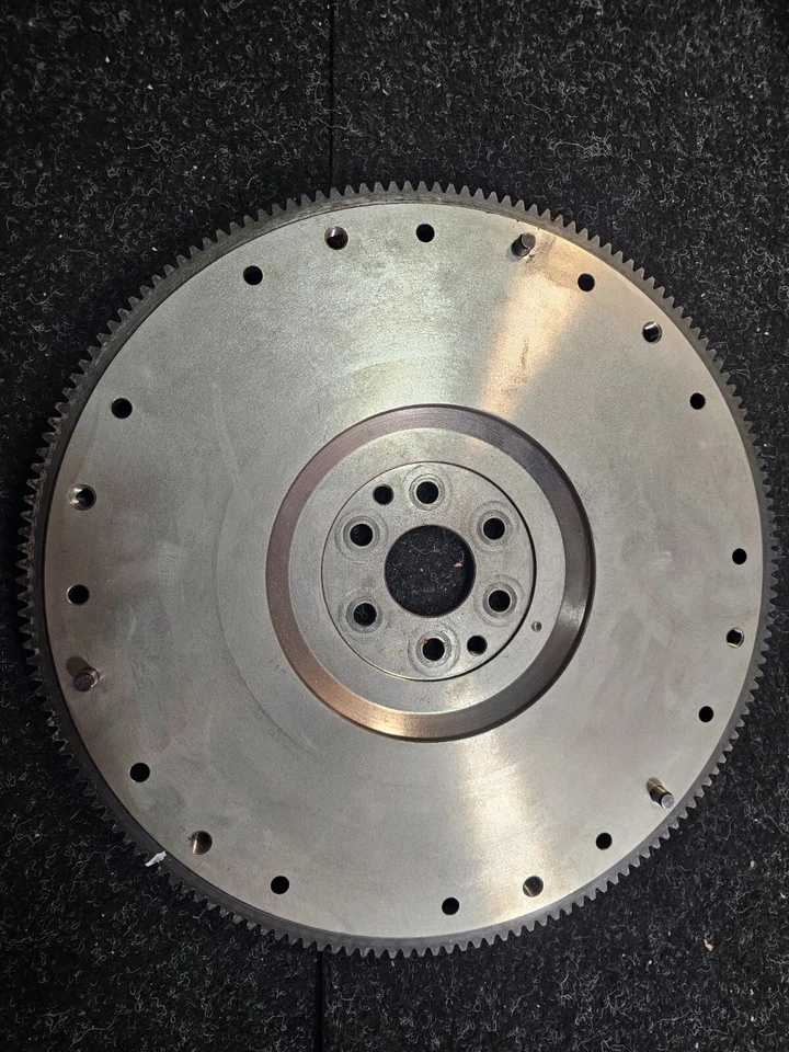 LuK LFW368 - Volante de inercia de masa única para Ford Mustang 2000-2004 Foto 4 de 4