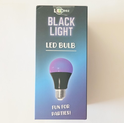 LEDeez Black Light LED Bulb UV Light 40W Fits Standard Socket - Picture 2 of 4