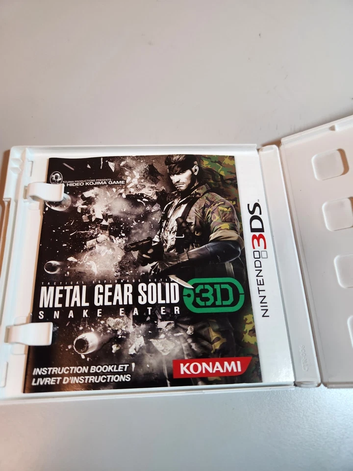 Metal Gear Solid 3D: Snake Eater (Nintendo 3DS, 2012) CIB Completo PROBADO Leer Foto 4 de 4
