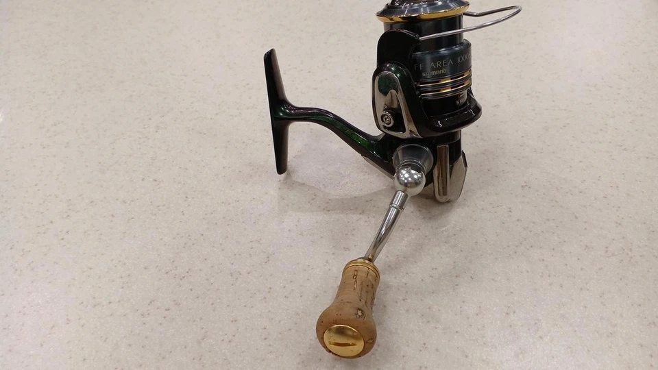 Shimano Cardiff Area 1000S Spinnrolle, 5,3:1 Übersetzung, gebraucht - Bild 4 von 4