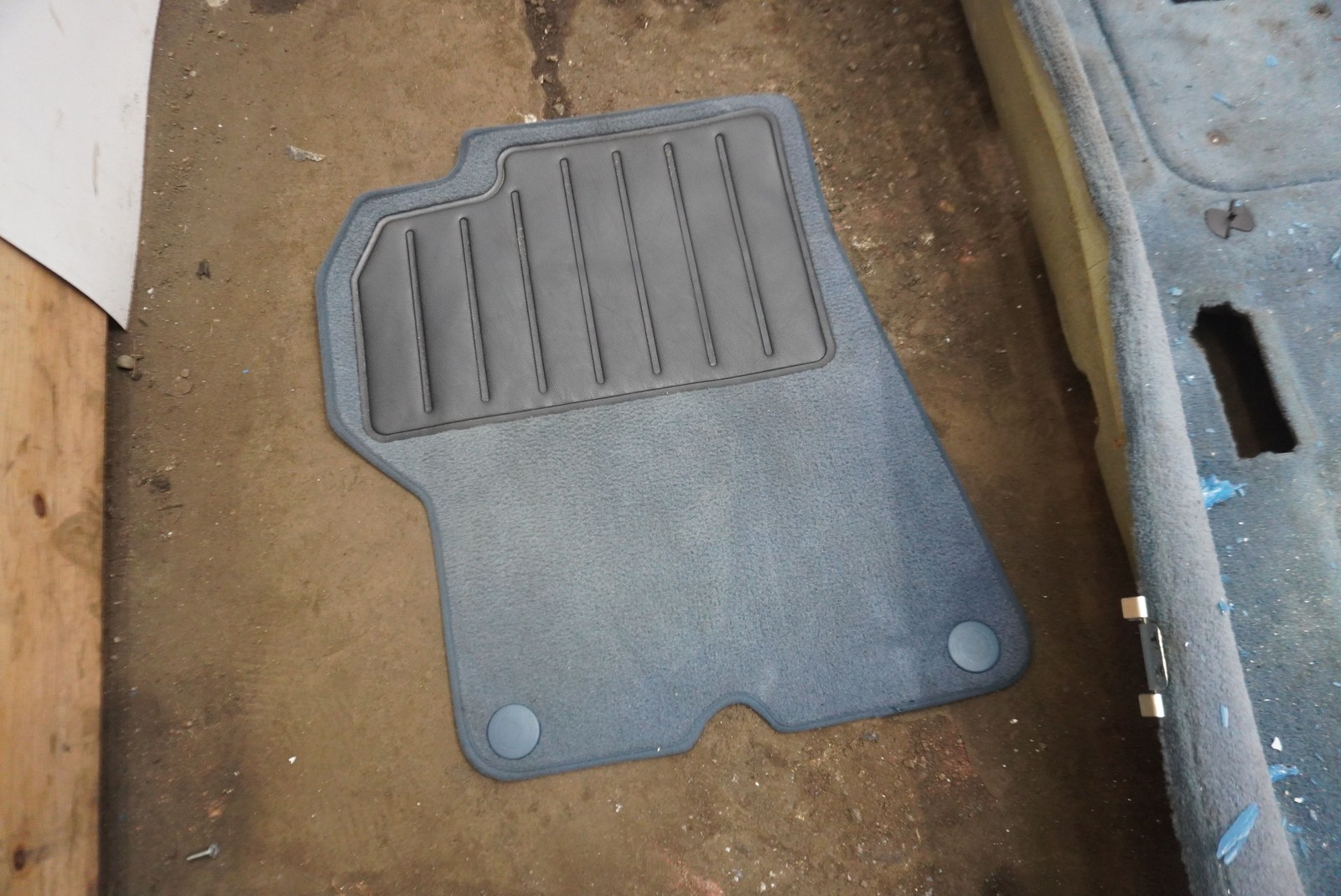 Ferrari California 2010 RIGHT Carpet P/N 0000311168