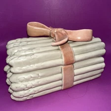 FITZ AND FLOYD COVERED ASPARAGUS DISH WITH PINK BOW EXCELLENT CONDITION