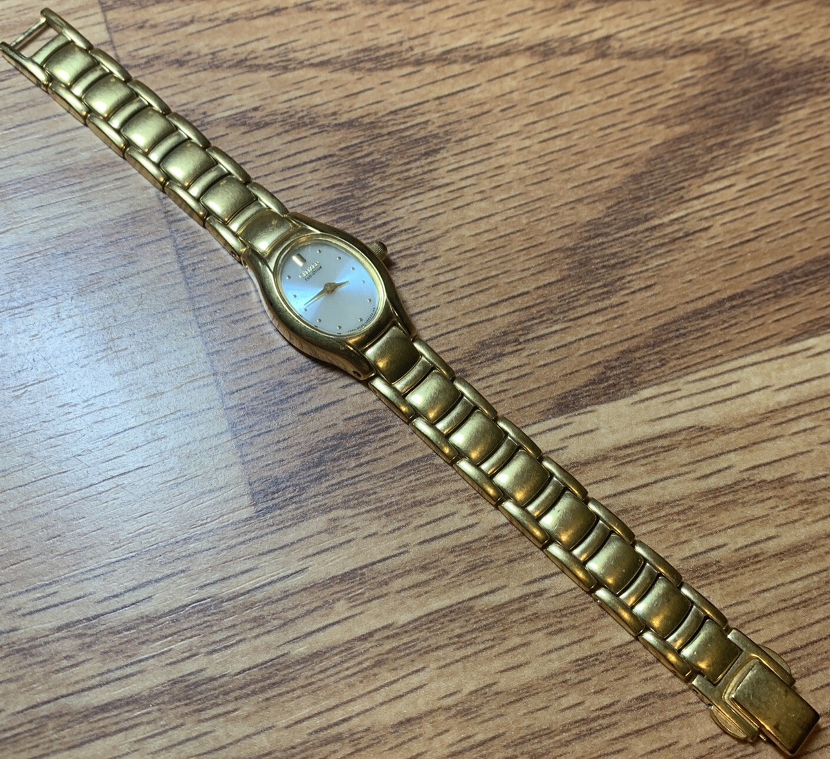 CITIZEN ECO-DRIVE SILHOUETTE MOTHER OF PEARL DIAL WOMENS CITIZEN ECO-DRIVE SILHOUETTE MOTHER OF PEARL DIAL WOMENS