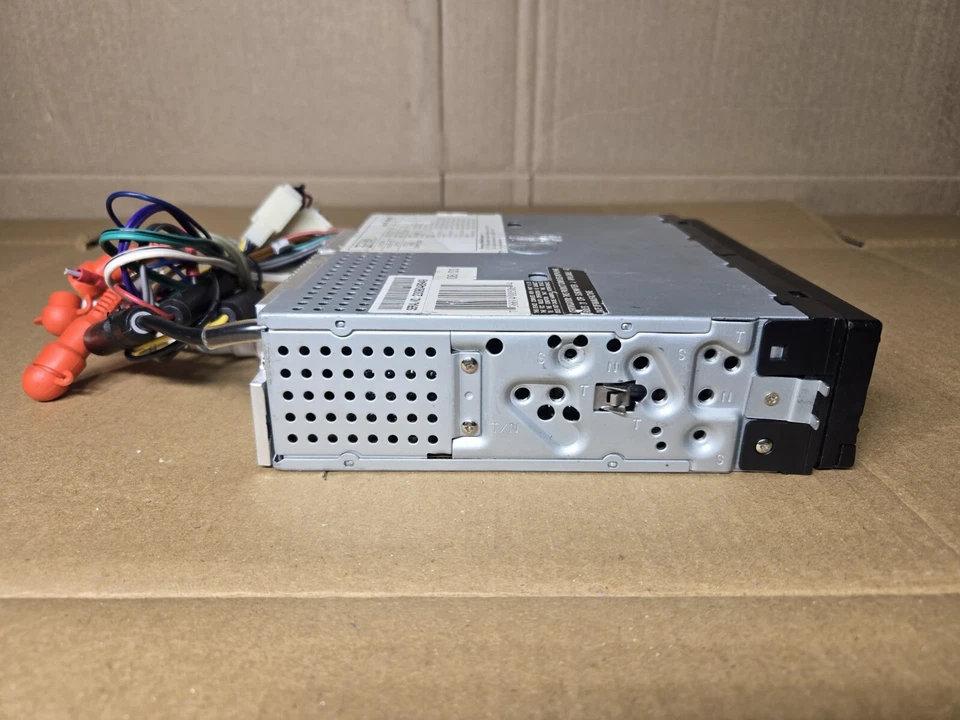 Reproductor de CD Xtreme Sound WMS353 DIN único receptor en tablero probado-funciona con cables Foto 2 de 4