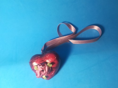 CUORE CON NASTRO DA APPENDERE ALBERO DI NATALE DA COLLEZIONE - (168) - Foto 2 di 3